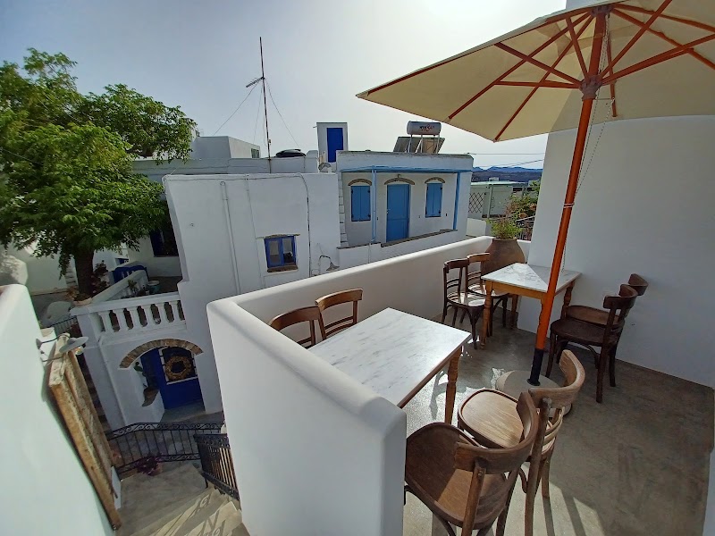 καφέ-ναι — Restaurants Τήνος (1/8)
