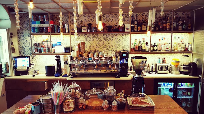 Mikro Tinos — Restaurants Τήνος (1/8)