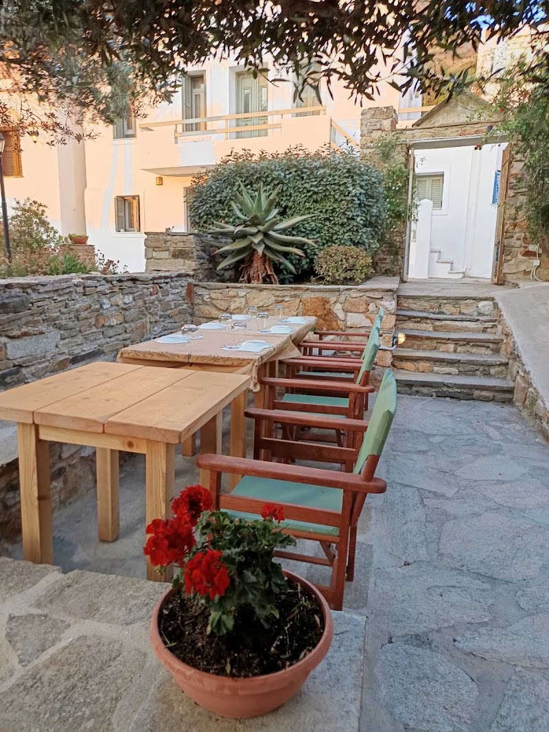 Σάντα Ξινάρα l Santa Xinara — Εστιατόρια Τήνος (1/8)