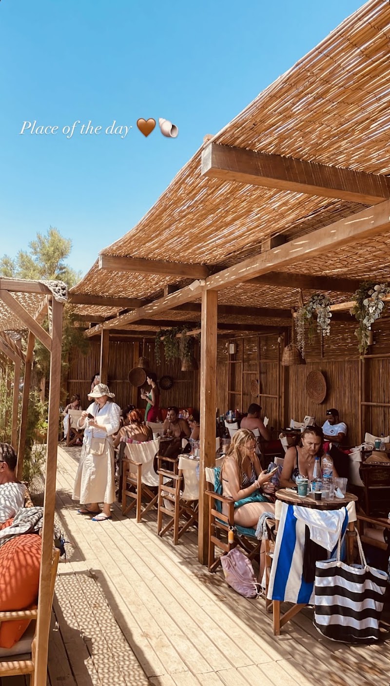 Sundara Beach Bar and Lounge — Εστιατόρια Τήνος (1/8)