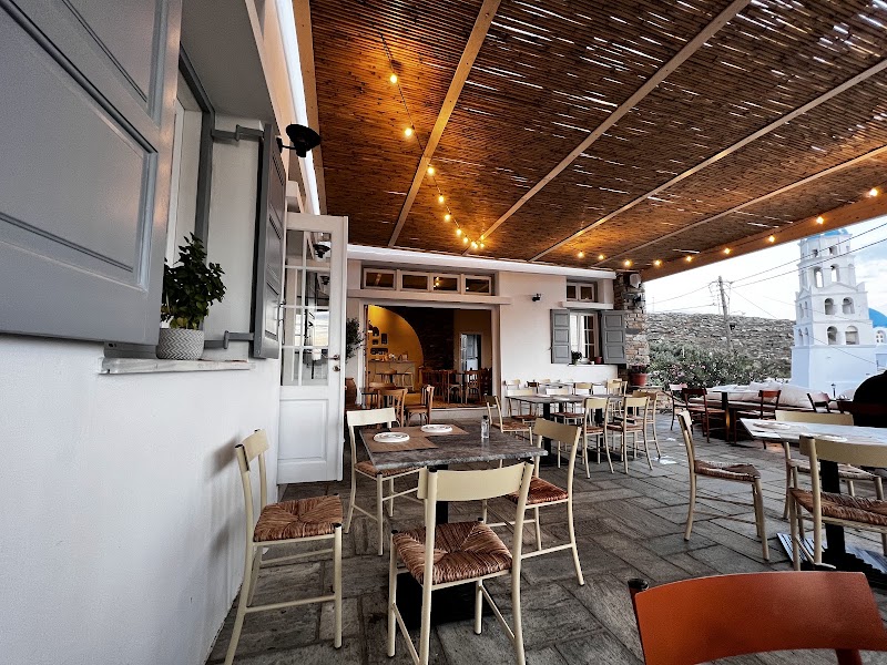 Rakizio — Restaurants Τήνος (1/8)