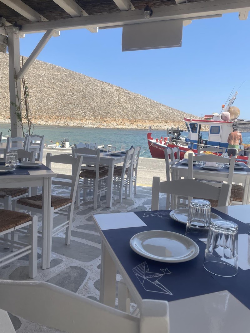 Voukamvilia Tinos — Restaurants Τήνος (1/8)