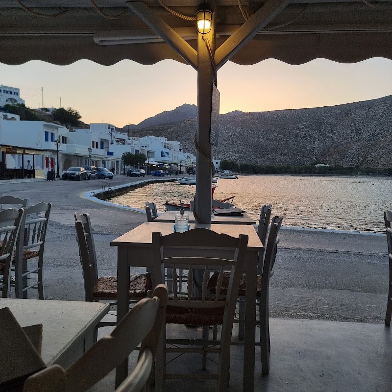 To Limanaki — Restaurants Τήνος (1/8)