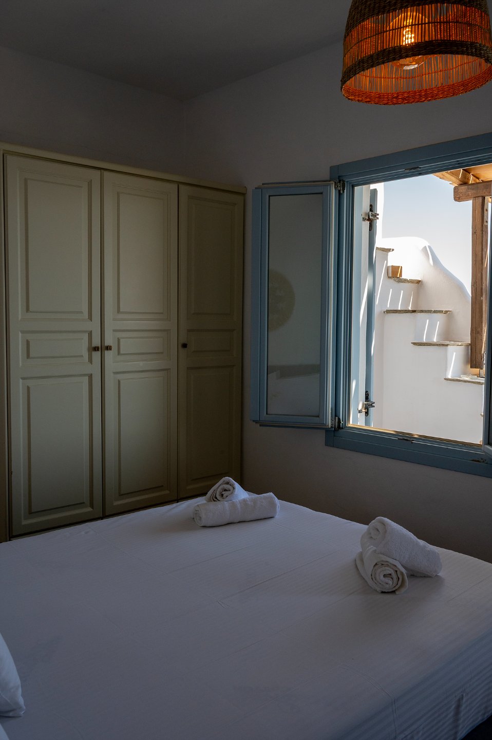 Room 3 - Aegean - 29