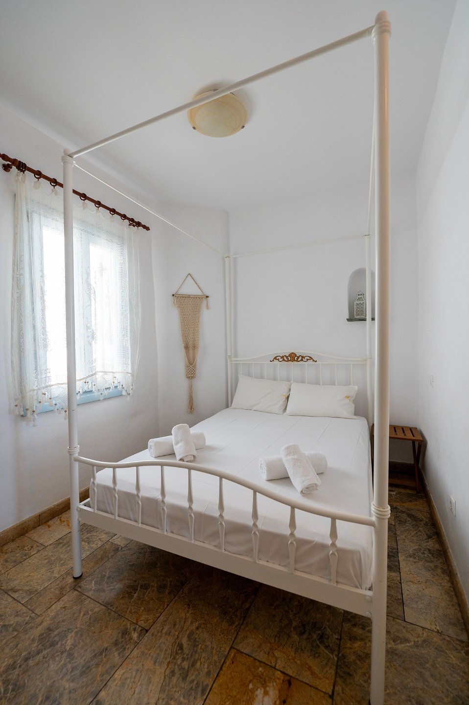 Room 5 - Cycladic - 9