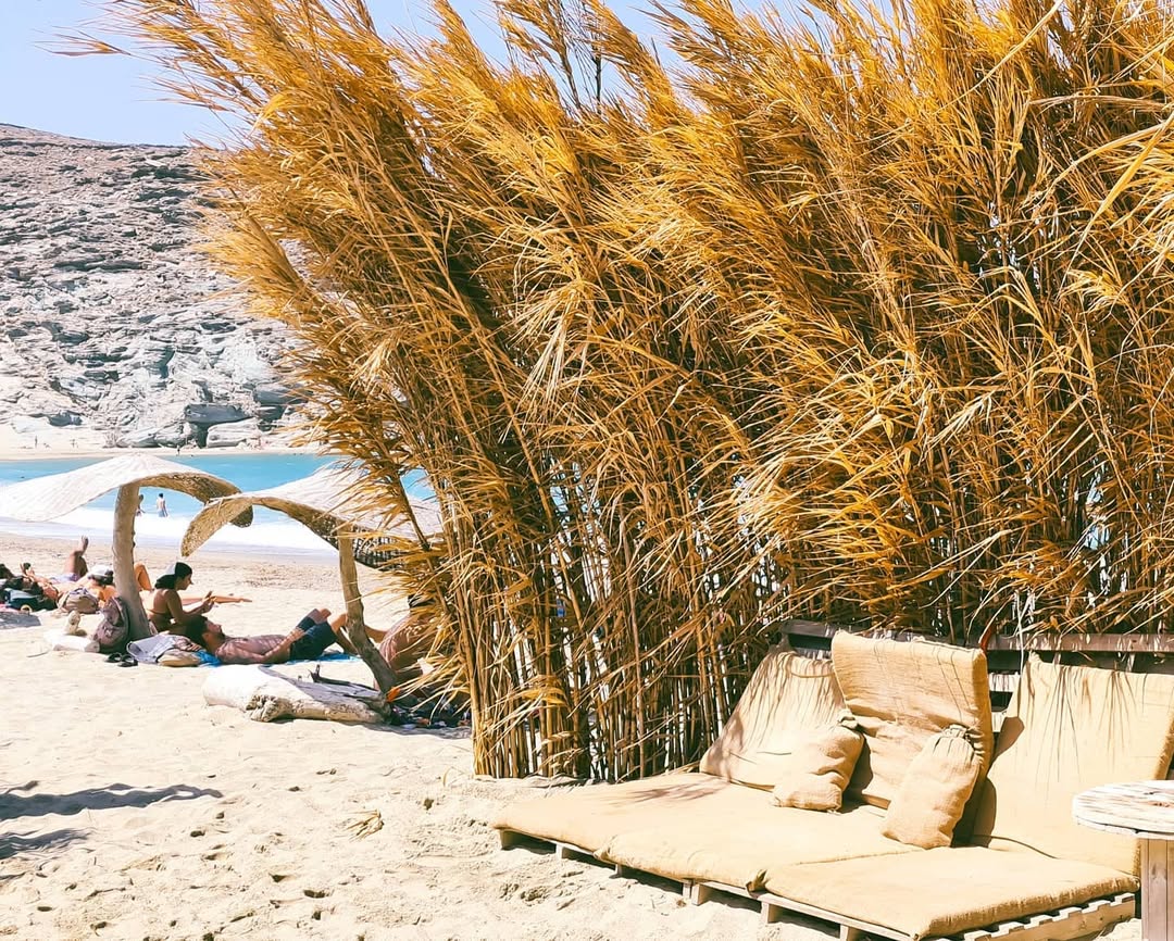 The crystal clear waters of Kolymbithra Tinos beach