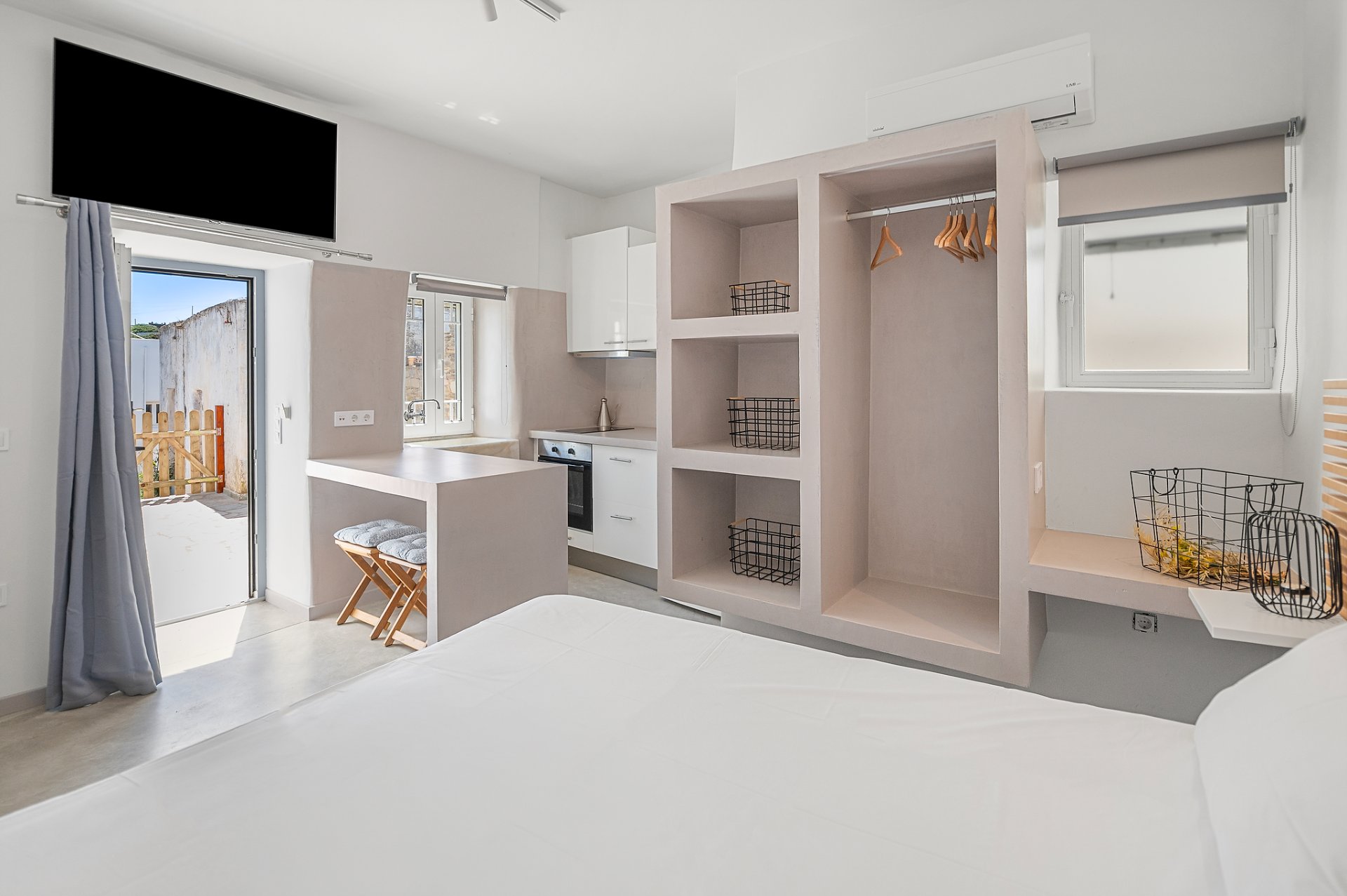 Tinos luxury accommodation 24
