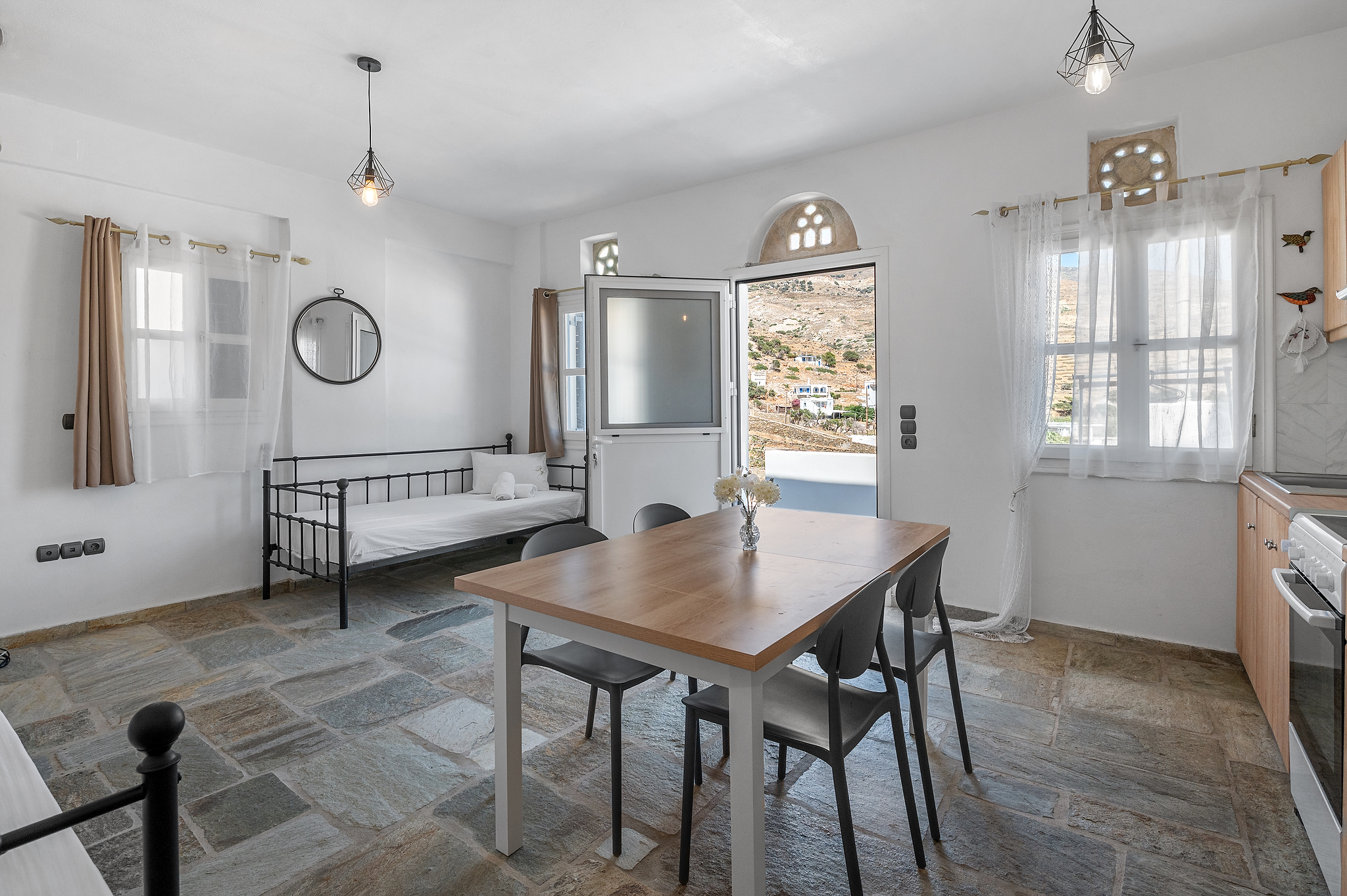 Seafront Property for 4  - Tinos Accommodation